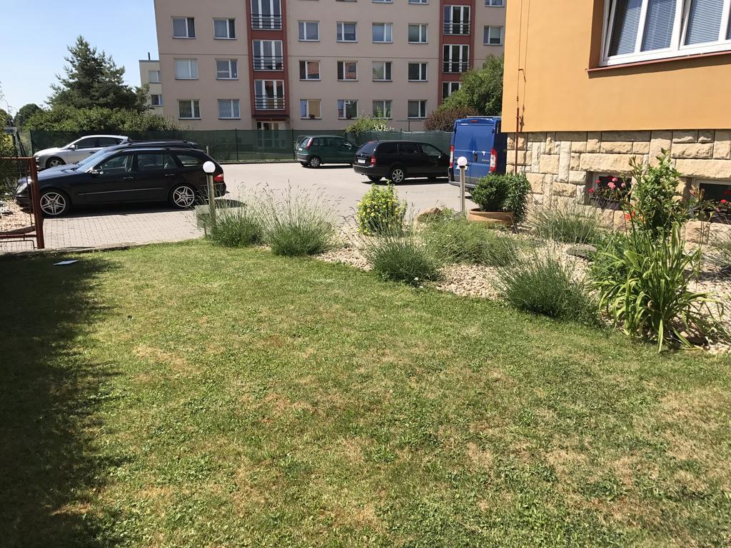 Hotel Bohemia Jicin Bagian luar foto